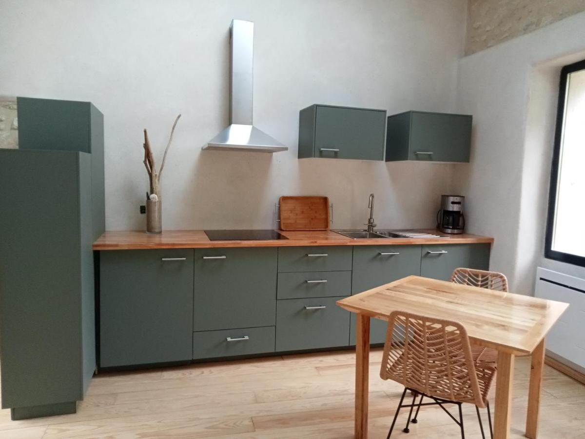 Maison En Pierre Restauree Avec Jardin ออช ภายนอก รูปภาพ